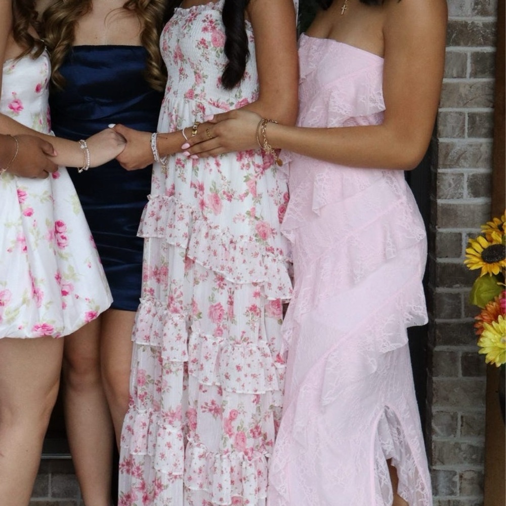 Lace Pink Strapless Dresses
